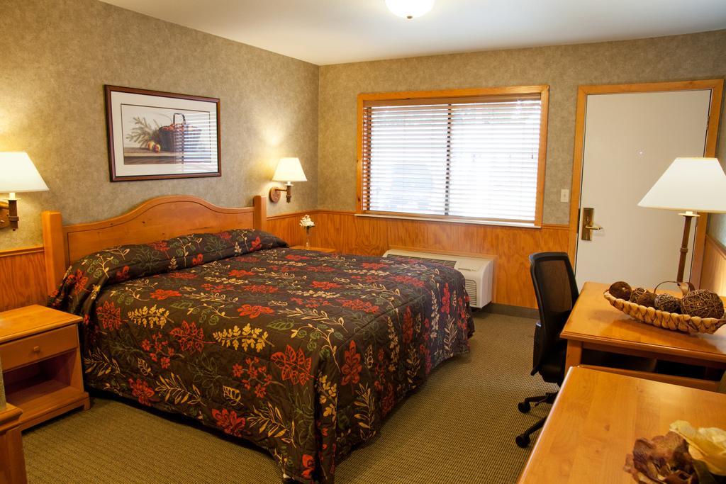 Poulsbo Inn & Suites Bagian luar foto