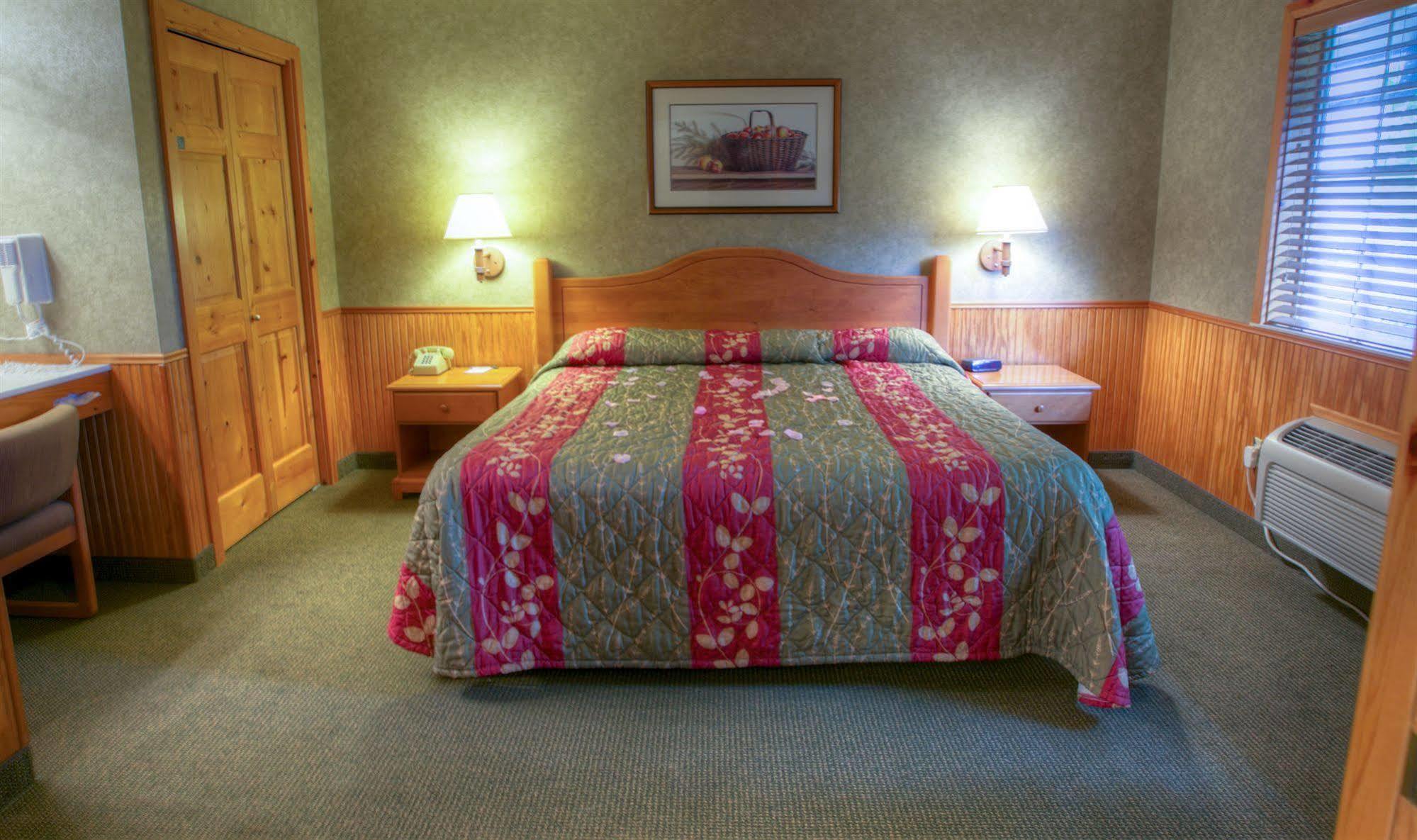 Poulsbo Inn & Suites Bagian luar foto